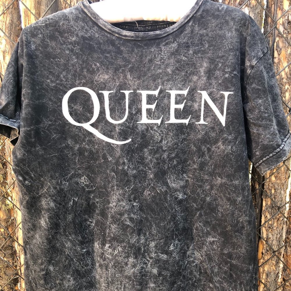 Ladies QUEEN Tee